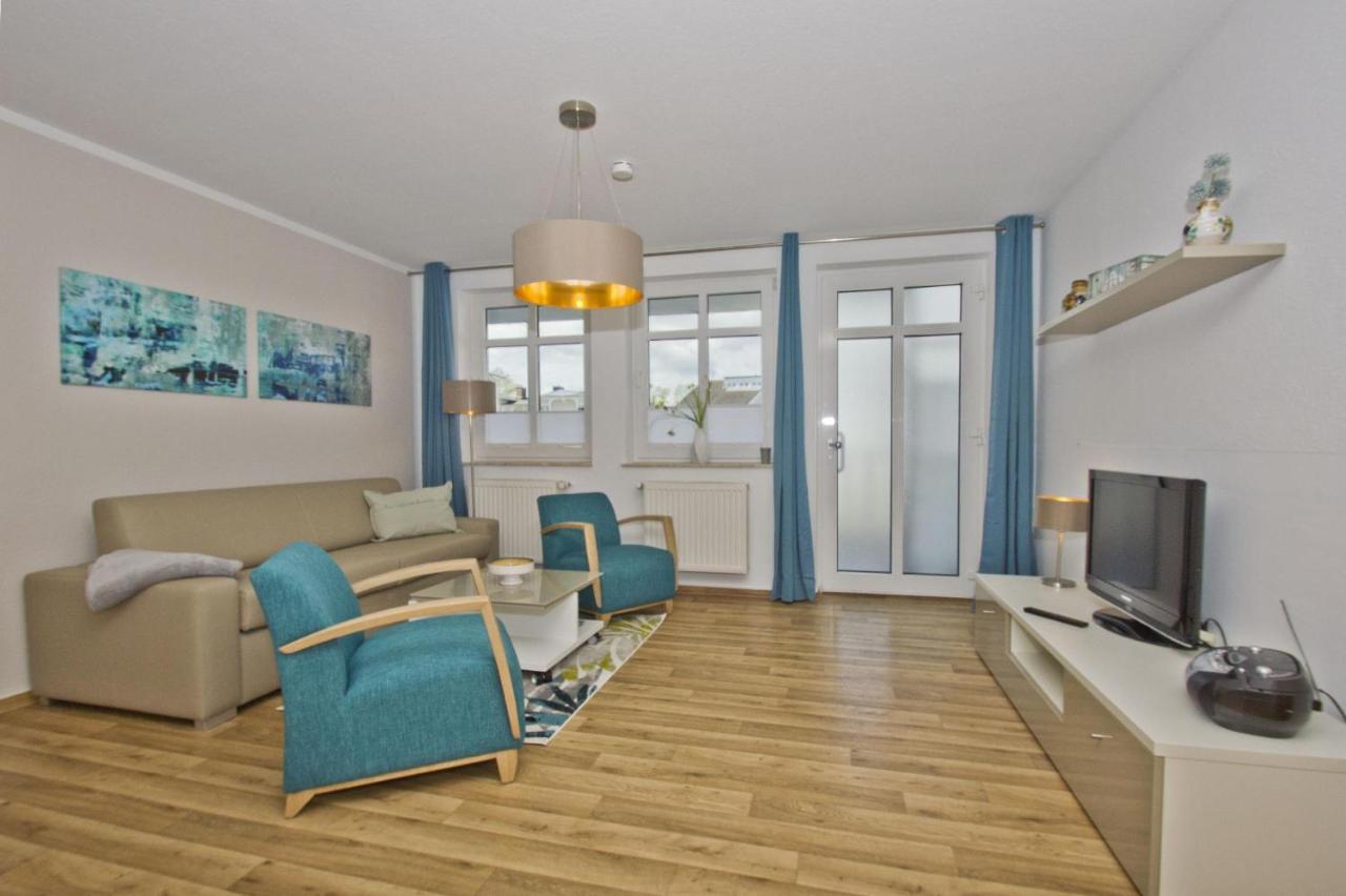 Ferienwohnung Mit Balkon, Gratis Nutzung Vom Ahoi Erlebnisbad Und Sauna In Sellin - Haus Strandeck Fewo 07 Goehren  Extérieur photo
